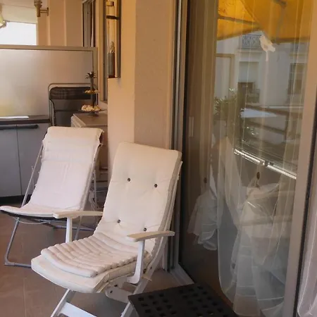 Appartement 1 Mn Croisette Près Martinez Cannes